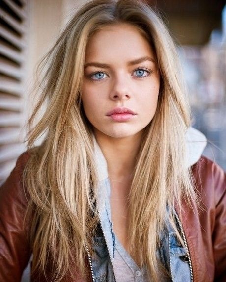 leuke-kapsels-voor-lang-steil-haar-18_12 Leuke kapsels voor lang steil haar