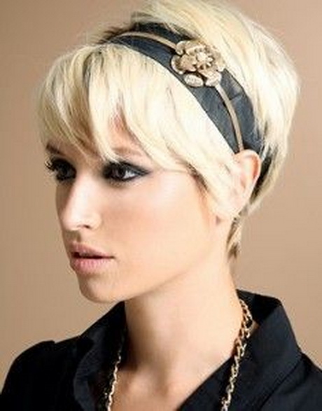 korte-blonde-kapsels-zomer-2014-25-7 Korte blonde kapsels zomer 2014