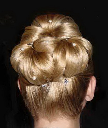 opsteken-krullend-haar-81-12 Opsteken krullend haar