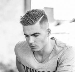 hippe-kapsels-2018-mannen-84_7 Hippe kapsels 2018 mannen