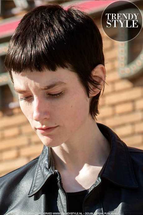 hippe-kapsels-vrouwen-2022-75_10 Hippe kapsels vrouwen 2022