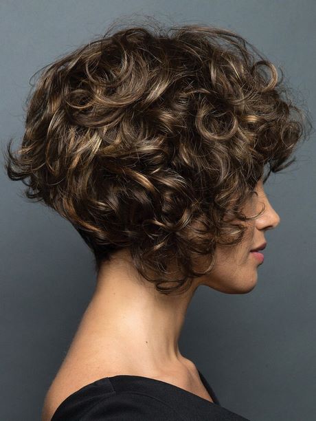 haarmode-2023-boblijn-50_14 Haarmode 2023 boblijn