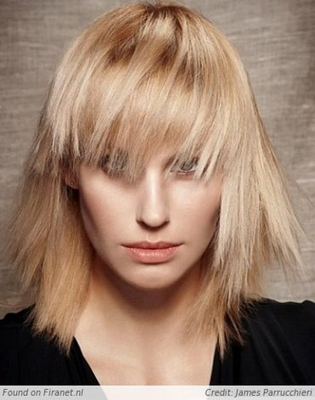 blond-kapsel-halflang-47_5 Blond kapsel halflang