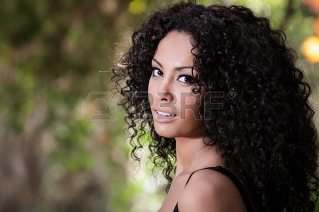 afro-kapsel-vrouw-02_14 Afro kapsel vrouw