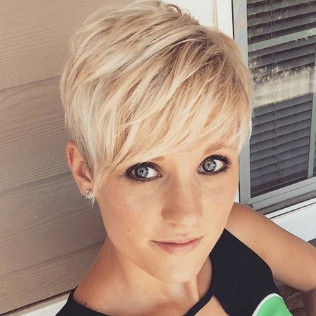 kort-kapsel-blond-2019-74_3 Kort kapsel blond 2019