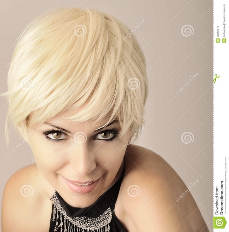 kort-kapsel-blond-2019-74_5 Kort kapsel blond 2019
