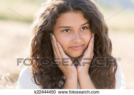 meisje-met-krullend-haar-70_9 Meisje met krullend haar