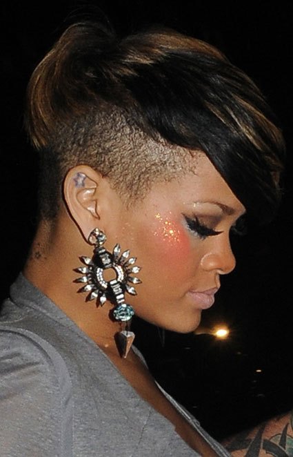 rihanna-kort-kapsel-37_9 Rihanna kort kapsel