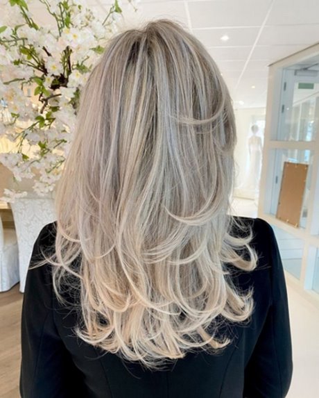 haarkleur-trends-zomer-2021-60_9 Haarkleur trends zomer 2021