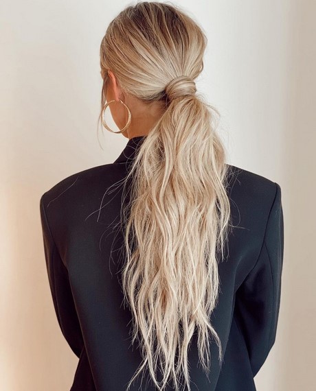 lang-haar-met-pony-2022-21 Lang haar met pony 2022