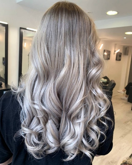 blond-haar-trend-2020-04_15 Blond haar trend 2020