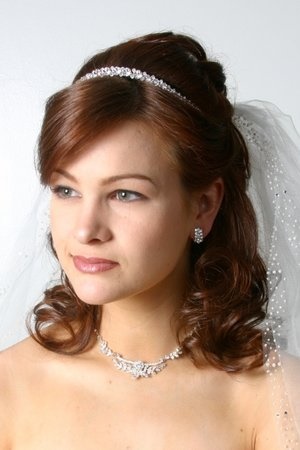 bruidskapsels-met-tiara-67_5 Bruidskapsels met tiara