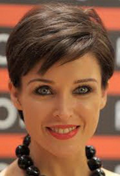 korte-kapsels-vrouwen-dik-haar-34_15 Korte kapsels vrouwen dik haar